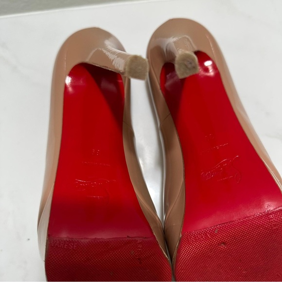 Updates Photos-Nude Patent used but in good condition Christian Louboutin Pumps. - Picture 3 of 11